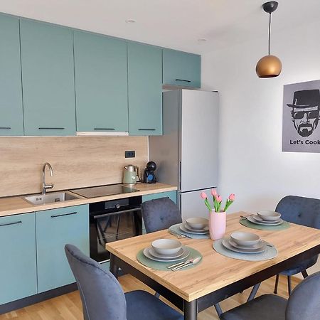 Comfort 2 Bedroom Apartment 10Min Walk From Center And Beach スプリト エクステリア 写真